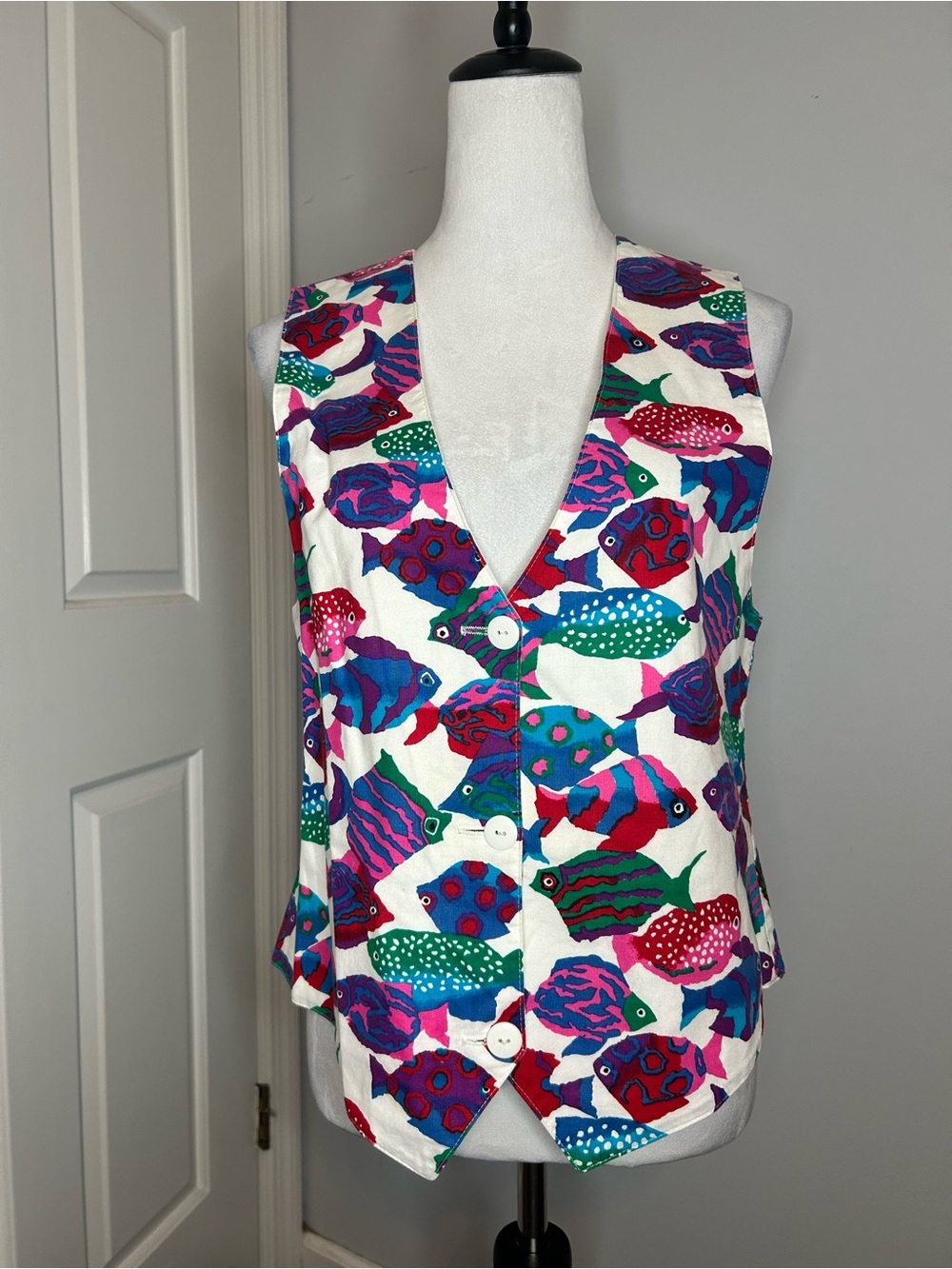 Vintage Linda Tilson Sarasota Fish Print Button Front Vest